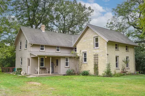 7297 Salisbury, Barton, WI 53090