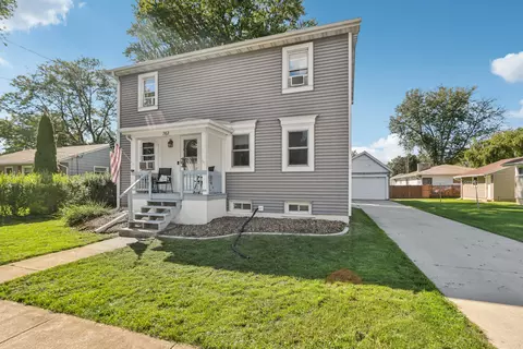 762 N Water, Watertown, WI 53098