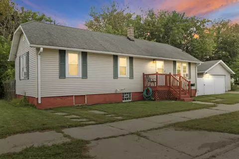 2717 45th, Kenosha, WI 53140