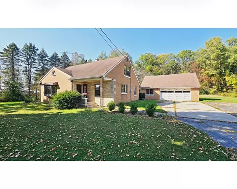 8912 State Highway 147, Mishicot, WI 54241