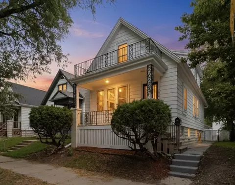 3206 N 11th, Milwaukee, WI 53206