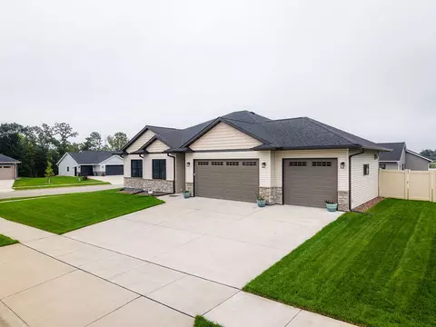 618 Silver, Holmen, WI 54636