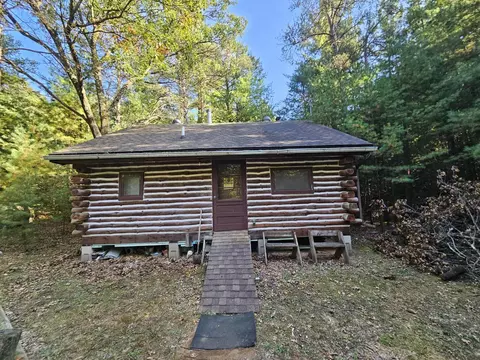 n4490 County Road Ee, Leon, WI 54970
