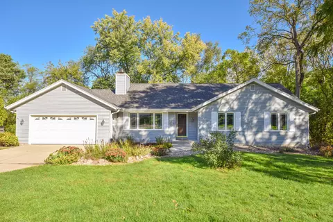 888 High, Oconomowoc, WI 53066