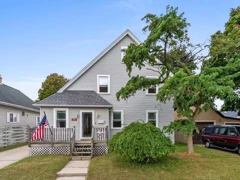 1110 S 24th, Manitowoc, WI 54220