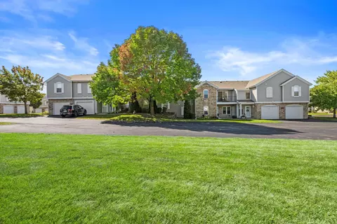 1208 N Sunnyslope #202, Mount Pleasant, WI 53406
