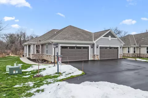 w204n17697 Laurel #701, Jackson, WI 53037