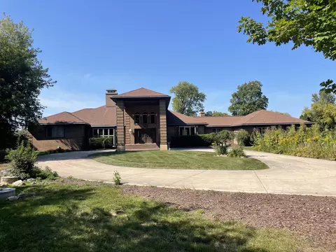 s82w15980 Bass Bay, Muskego, WI 53150