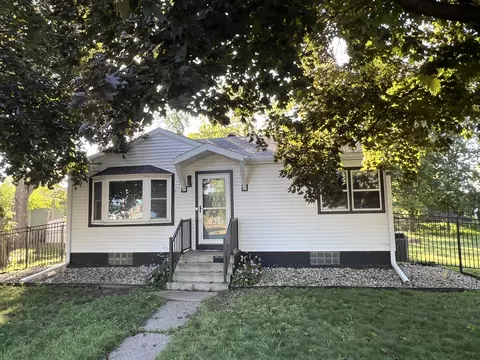 2218 15th, La Crosse, WI 54601