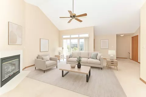 19000 Toldt Woods #39, Brookfield, WI 53045