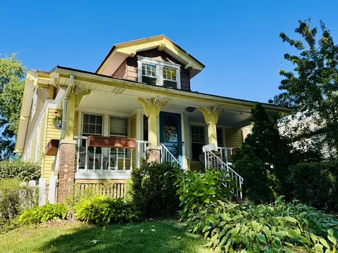 6042 W Stevenson, Milwaukee, WI 53213