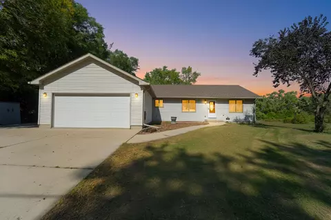 3210 28th, Kenosha, WI 53144