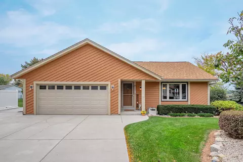2051 E Poplar, Oak Creek, WI 53154