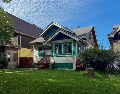 2807 N 36th, Milwaukee, WI 53210