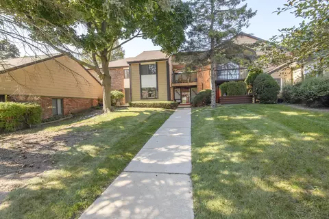 8619 N Servite #115, Milwaukee, WI 53223