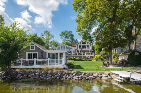 1503 Milwaukee, Delafield, WI 53018