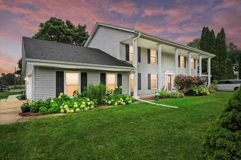 6840 Enge #6842, West Bend, WI 53090