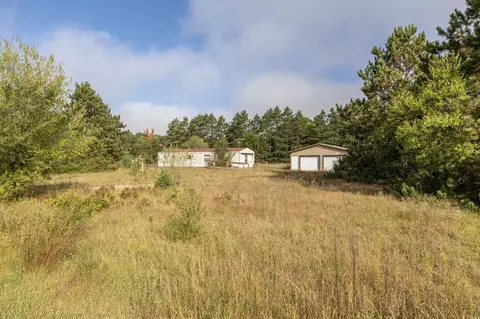 16180 Hatbox, Adrian, WI 54656