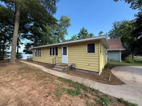 n2711 Rustic Drive, Belle Plaine, WI 54929