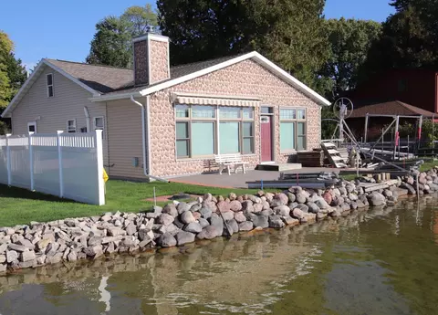 10528 Sunny Vis, Schleswig, WI 53042