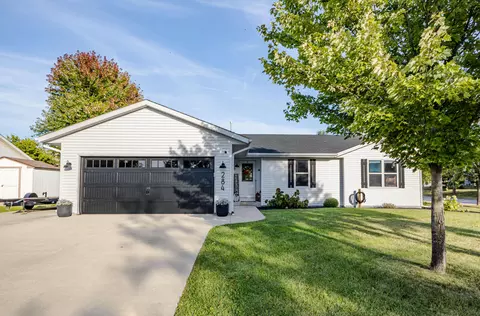 284 Crestview, Lake Mills, WI 53551