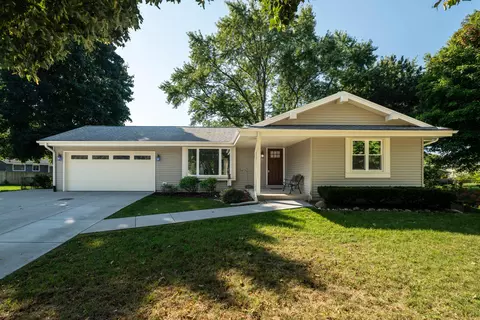 1277 Market, Waukesha, WI 53189