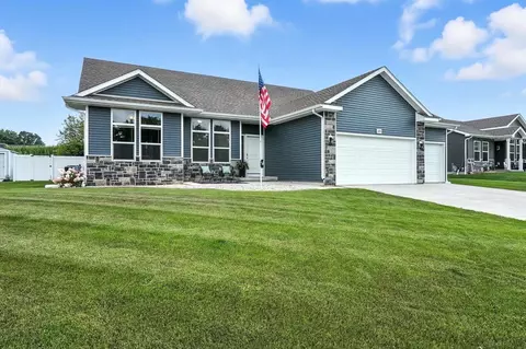 220 Mckay, Waterloo, WI 53594