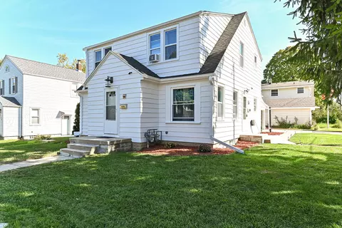 2186 S 89th, Milwaukee, WI 53227