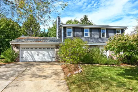 727 Overland, Grafton, WI 53024