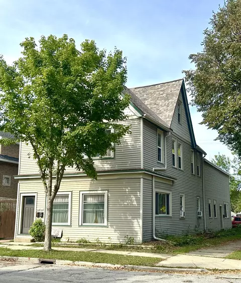 930 E Auer #932, Milwaukee, WI 53212