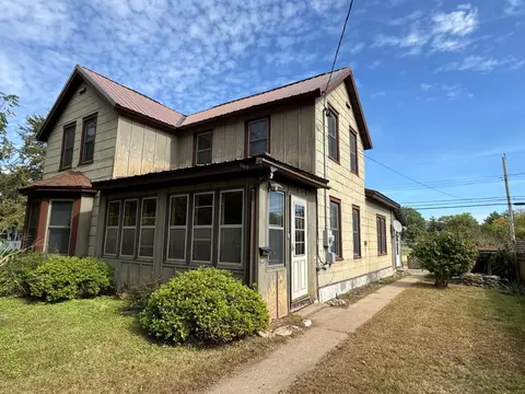 968 S Beaumont, Prairie Du Chien, WI 53821