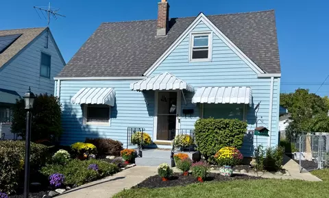 9544 W Metcalf, Milwaukee, WI 53222