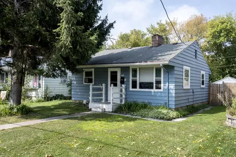 814 E Holt, Milwaukee, WI 53207