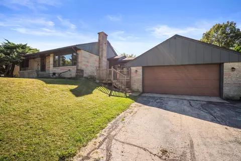 2403 W Alvina, Milwaukee, WI 53221