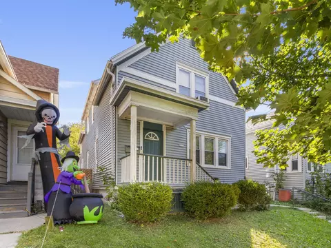 2654 N Weil, Milwaukee, WI 53212