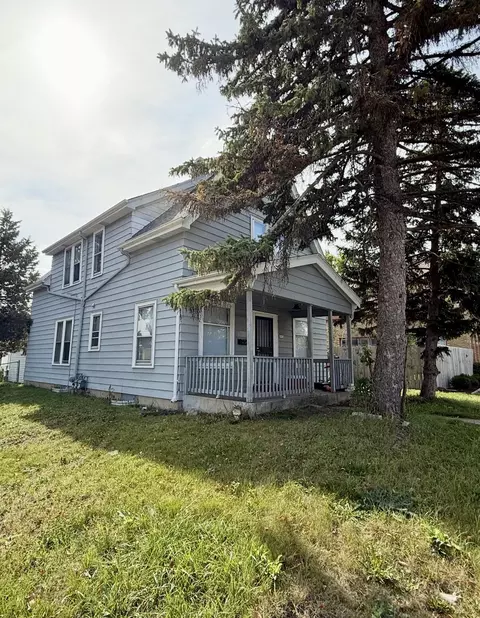 4003 W Hampton #A, Milwaukee, WI 53209