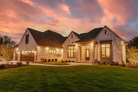 w188n5078 Red Crown #LT 26, Menomonee Falls, WI 53051