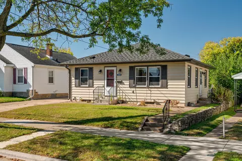 1806 21st, La Crosse, WI 54601