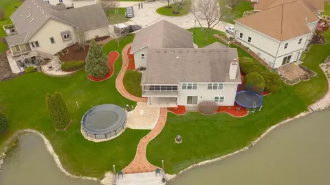 28679 Driftwood, Waterford, WI 53185