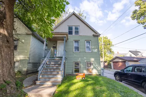 2221 S 21st #2223, Milwaukee, WI 53215