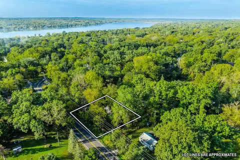 Lt0 Club House, Geneva, WI 53147
