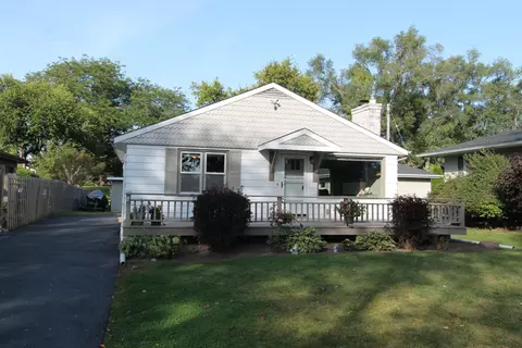 4314 Marine, Burlington, WI 53105