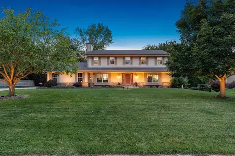 w148n6937 Terriwood, Menomonee Falls, WI 53051
