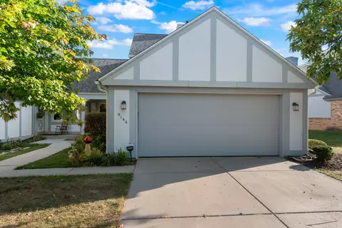 9166 N Briarwood, Bayside, WI 53217