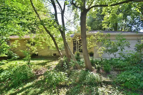 10201 Brookside, Hales Corners, WI 53130