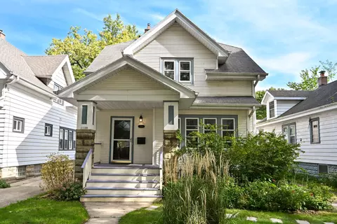 1108 N 69th, Wauwatosa, WI 53213