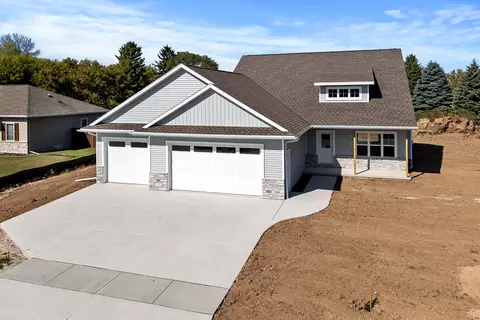7202 Ridgeway, Manitowoc, WI 54220