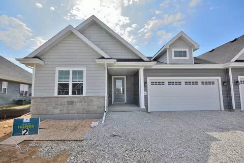 997 Elderberry, Oconomowoc, WI 53066