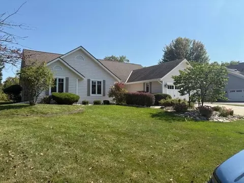 w151n7546 Wood Vw, Menomonee Falls, WI 53051