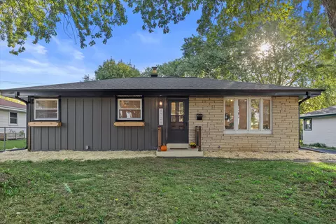 5720 S Elaine, Cudahy, WI 53110